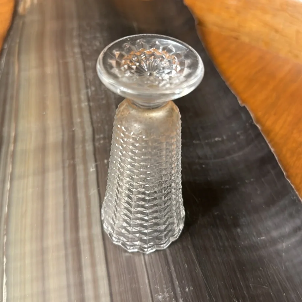 Vintage 1960s Indiana Glass Co Diamond Point Footed Crystal Bud Vase 4 1/4”